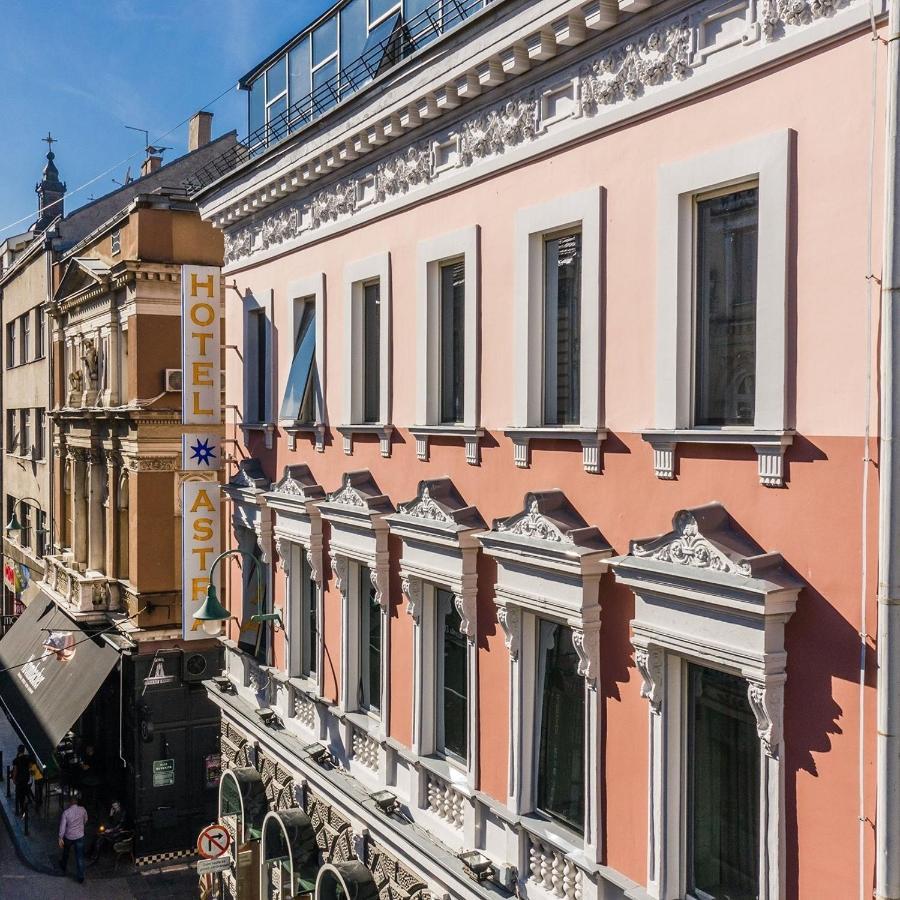 Hotel Astra Sarajevo Esterno foto